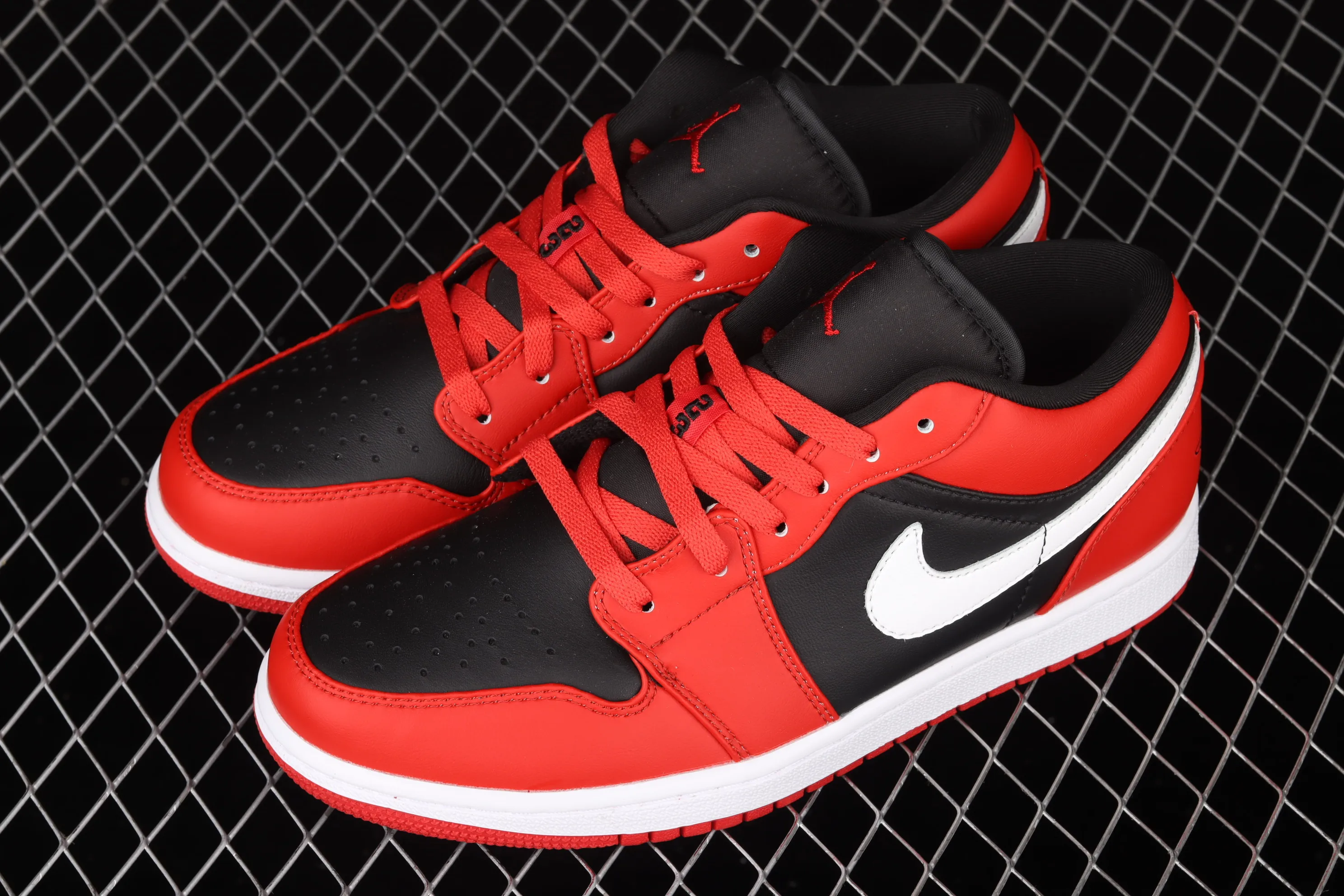 All categories Air Jordan Jordan series basketball shoes Air Jordan 1 Low Air Jordan 1 Low AJ1 Joe 1 low-top cultural and leisure sports sneakers 553560-061
